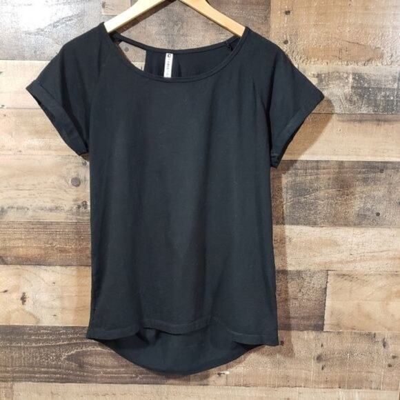 Fabletics black Whitney open shoulder back short sleeve shirt woman's size XS - Picture 2 of 8